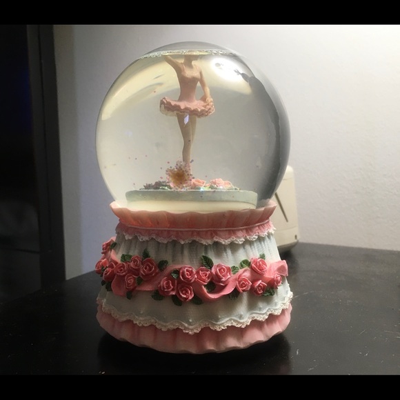 Erich Stauffer2003 Musical Ballerina Glitter Globe - Picture 8 of 8